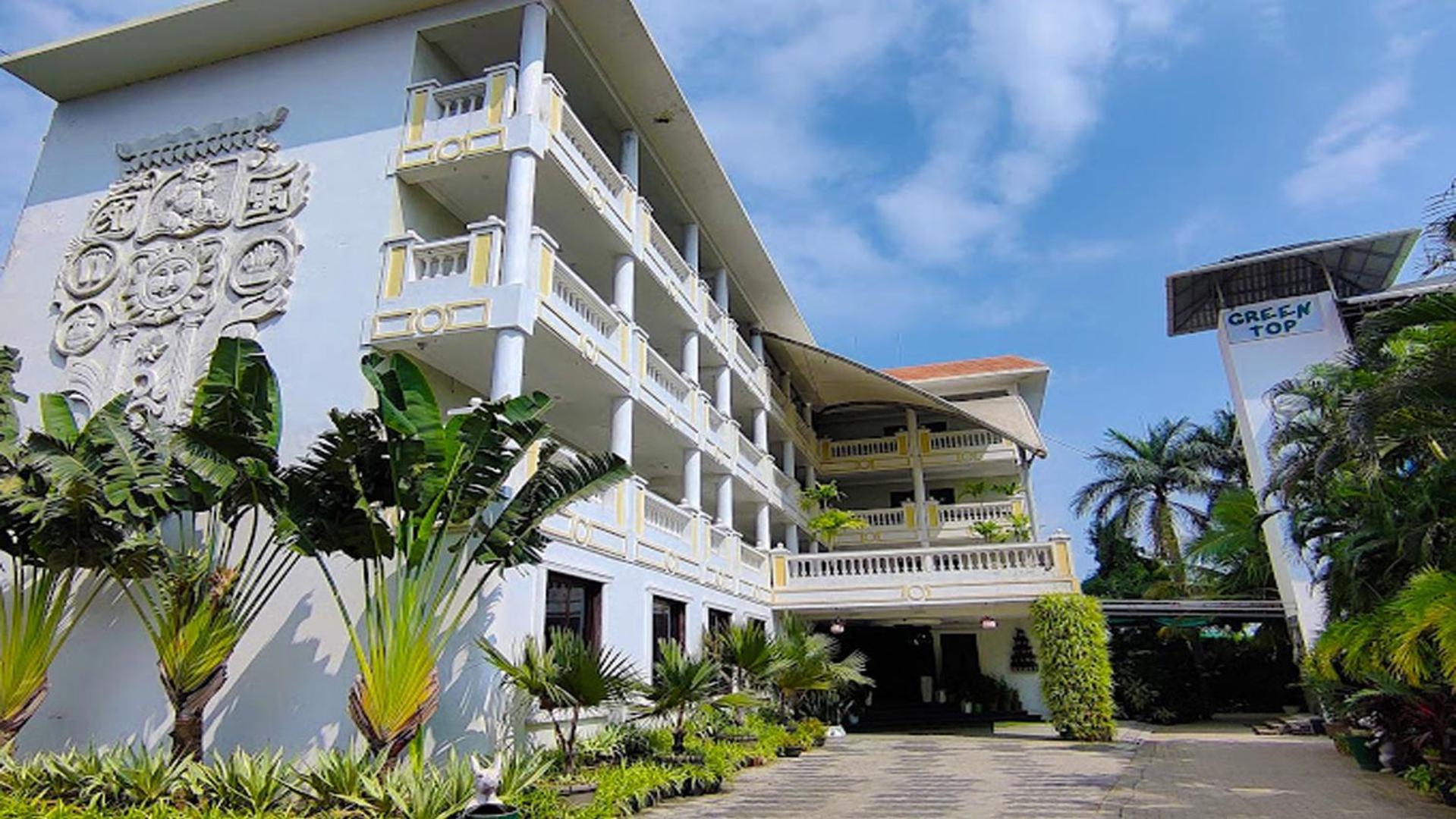 Hotel Royal Retreat Sambalpur Exterior photo
